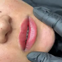 Micropigmentação labial
